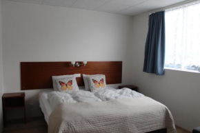 Гостиница Hotel Grásteinn - Airport Hotel  Reykjanesbær